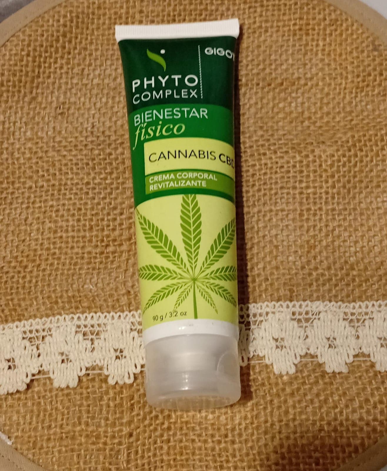Crema revitalizante cannabis